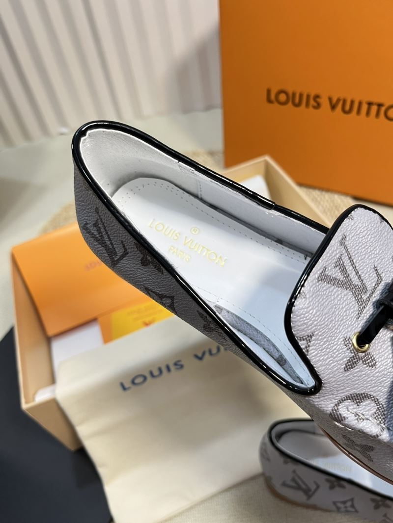 Louis Vuitton Low Shoes